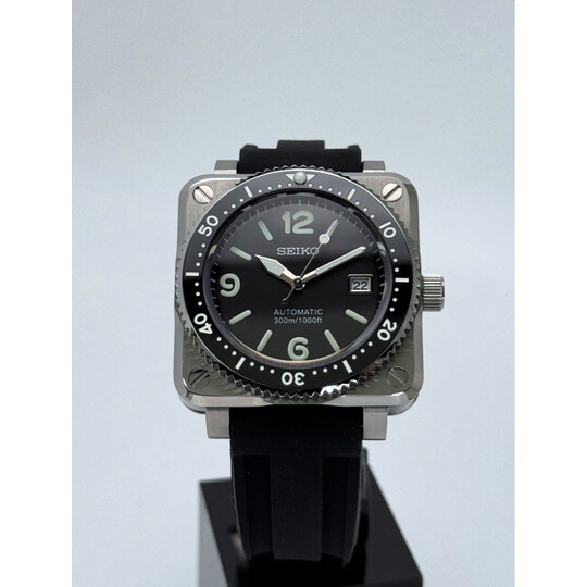 Custom Seiko Mod • Black BR03 Lumed Bezel • 42mm
